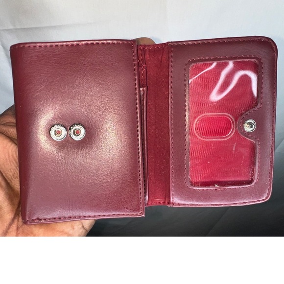 Nine West Red Leather Tri Fold Wallet Snap Closure Coin Pocket ID Window - Picture 9 of 9
